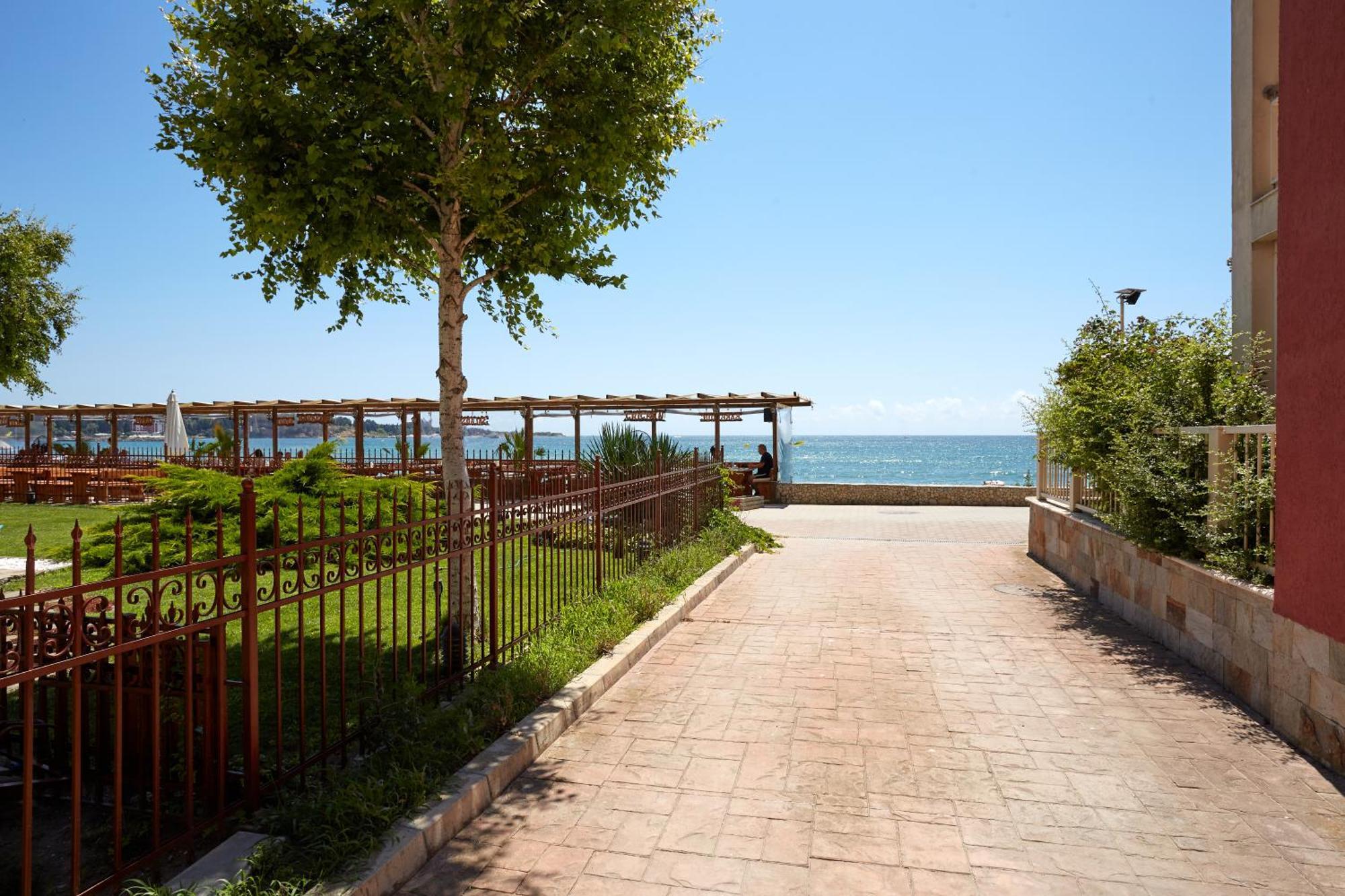 Luxury First Line Apartment With Pool By The Sea 内塞伯尔 外观 照片